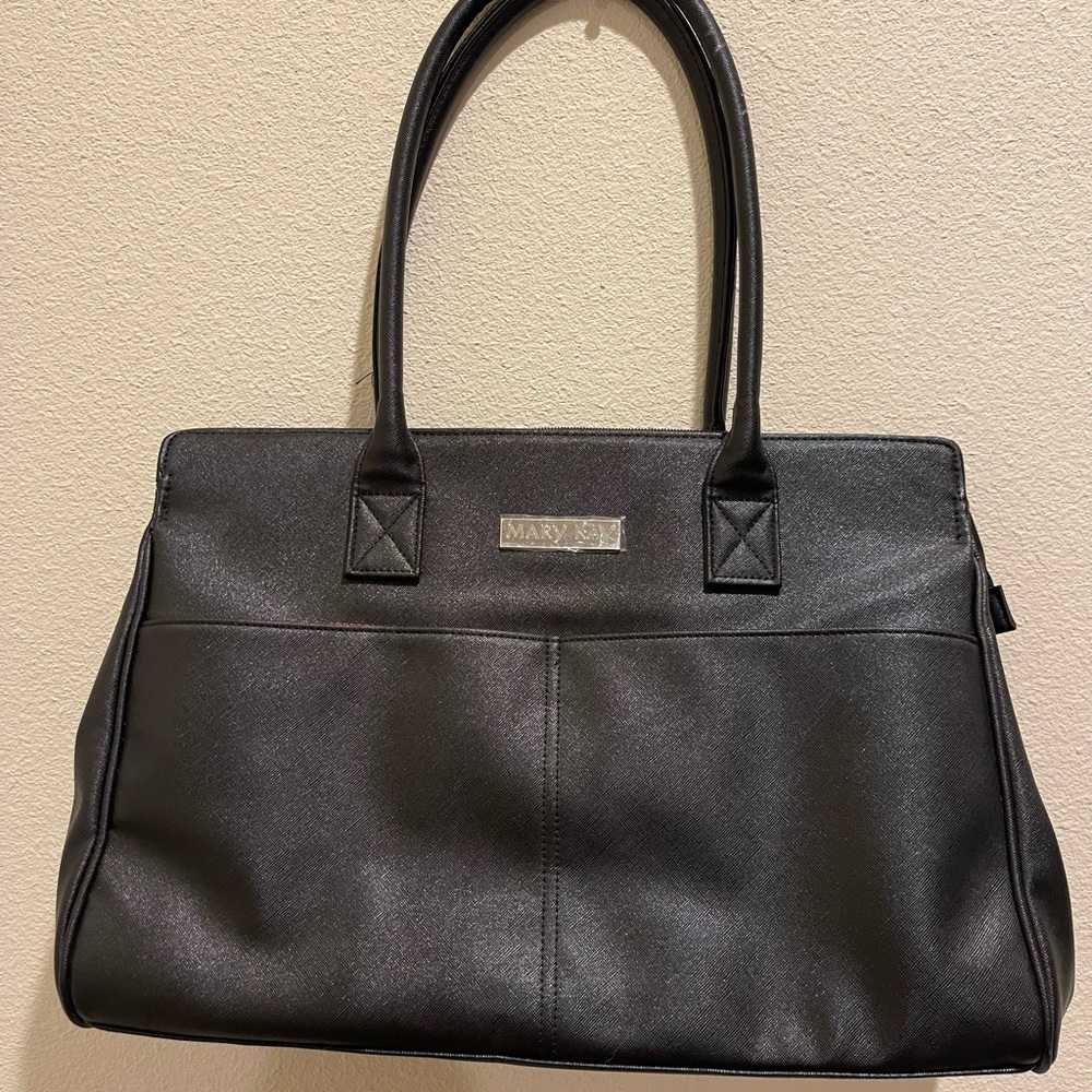 MARY KAY large bag purse. NWOT